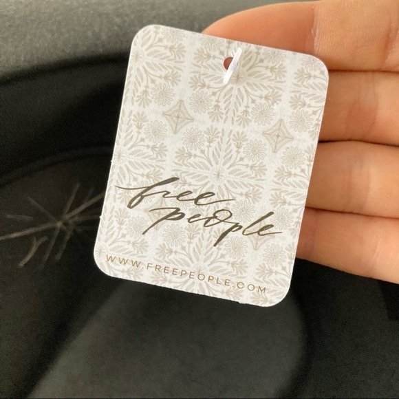 NWT Lovely Bird Malibu x Free People Gray Embroidered Distressed Wool Hat Sz S - Picture 12 of 12